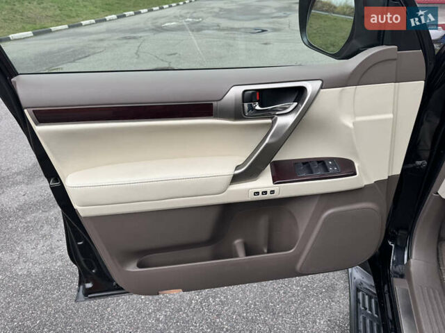 Чорний Лексус ГХ, об'ємом двигуна 4.6 л та пробігом 147 тис. км за 29999 $, фото 30 на Automoto.ua