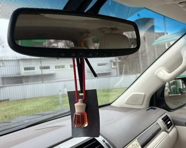 Чорний Лексус ГХ, об'ємом двигуна 4.61 л та пробігом 119 тис. км за 32700 $, фото 27 на Automoto.ua