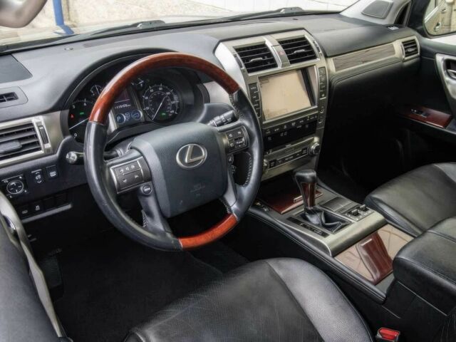 Черный Лексус ГХ, объемом двигателя 4.6 л и пробегом 74 тыс. км за 9400 $, фото 5 на Automoto.ua