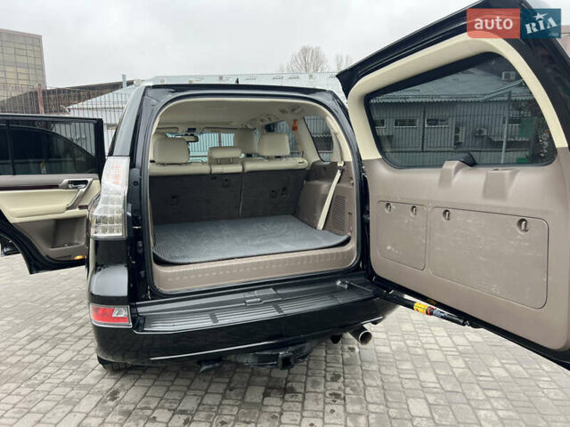 Чорний Лексус ГХ, об'ємом двигуна 4.61 л та пробігом 119 тис. км за 32700 $, фото 23 на Automoto.ua