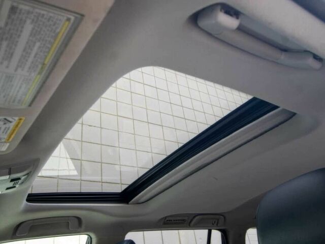 Черный Лексус ГХ, объемом двигателя 4.6 л и пробегом 74 тыс. км за 9400 $, фото 9 на Automoto.ua