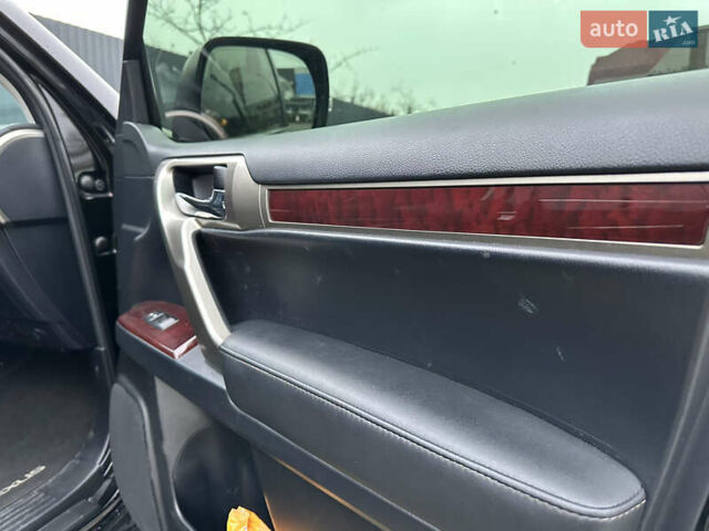 Черный Лексус ГХ, объемом двигателя 4.6 л и пробегом 140 тыс. км за 34900 $, фото 12 на Automoto.ua