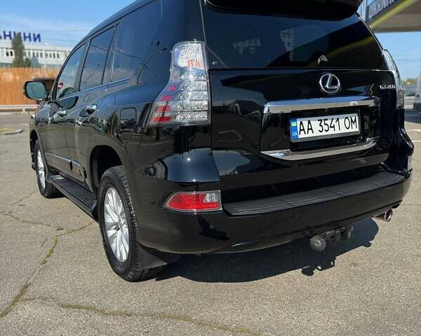 Чорний Лексус ГХ, об'ємом двигуна 4.61 л та пробігом 165 тис. км за 36000 $, фото 6 на Automoto.ua