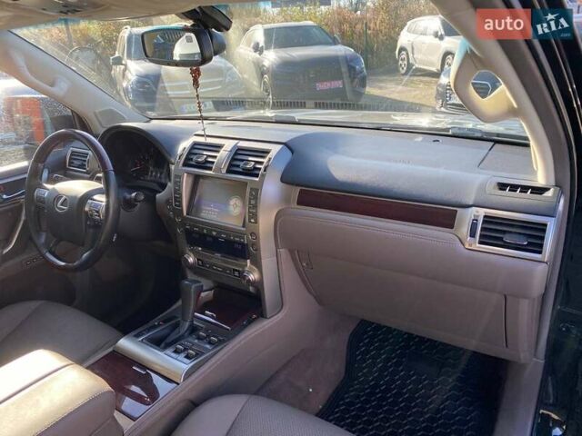 Чорний Лексус ГХ, об'ємом двигуна 4.61 л та пробігом 126 тис. км за 36000 $, фото 8 на Automoto.ua