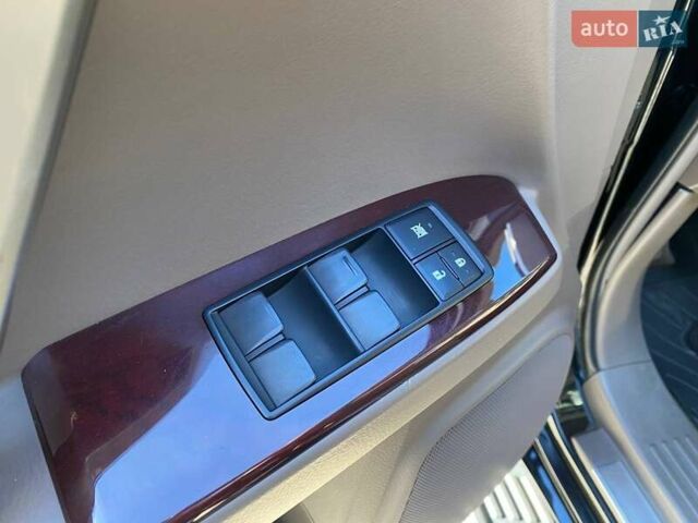 Чорний Лексус ГХ, об'ємом двигуна 4.61 л та пробігом 126 тис. км за 36000 $, фото 11 на Automoto.ua