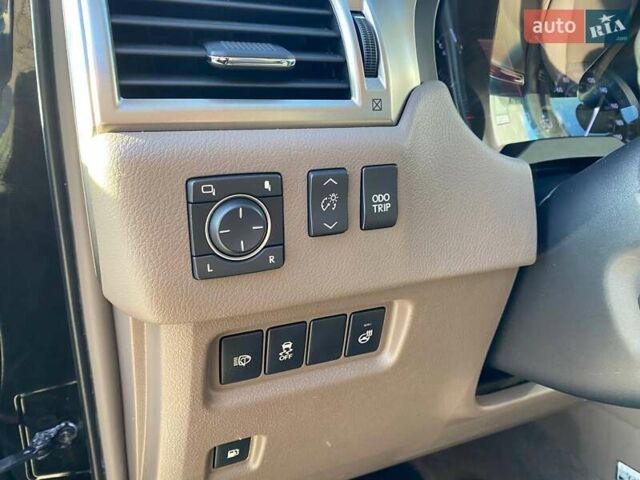 Чорний Лексус ГХ, об'ємом двигуна 4.61 л та пробігом 126 тис. км за 36000 $, фото 13 на Automoto.ua