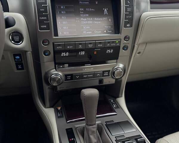 Черный Лексус ГХ, объемом двигателя 4.61 л и пробегом 107 тыс. км за 39700 $, фото 28 на Automoto.ua