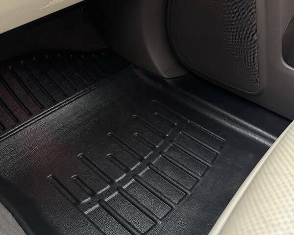 Черный Лексус ГХ, объемом двигателя 4.61 л и пробегом 107 тыс. км за 39700 $, фото 32 на Automoto.ua