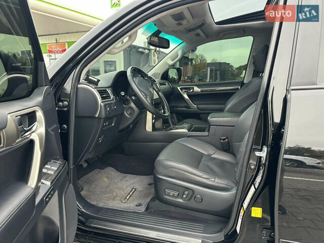 Чорний Лексус ГХ, об'ємом двигуна 4.61 л та пробігом 108 тис. км за 40800 $, фото 13 на Automoto.ua