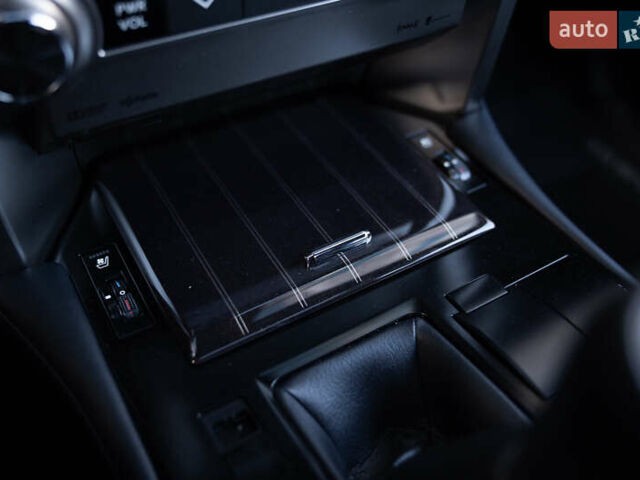 Черный Лексус ГХ, объемом двигателя 4.61 л и пробегом 123 тыс. км за 54000 $, фото 23 на Automoto.ua