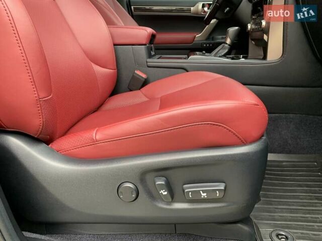 Чорний Лексус ГХ, об'ємом двигуна 4.61 л та пробігом 15 тис. км за 61000 $, фото 39 на Automoto.ua