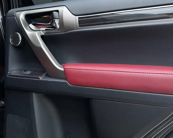 Черный Лексус ГХ, объемом двигателя 4.6 л и пробегом 77 тыс. км за 64500 $, фото 29 на Automoto.ua