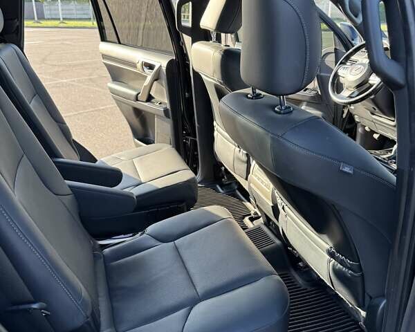 Черный Лексус ГХ, объемом двигателя 4.61 л и пробегом 118 тыс. км за 58000 $, фото 16 на Automoto.ua