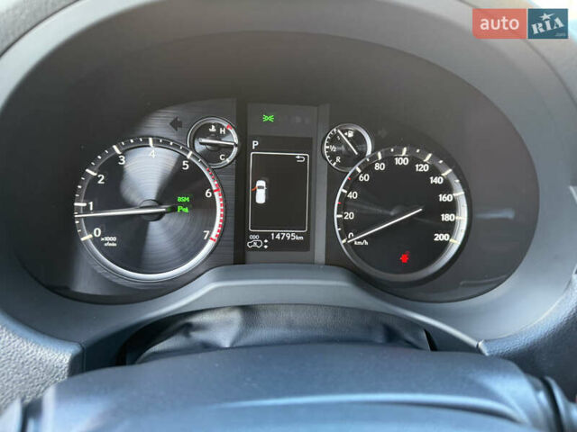 Черный Лексус ГХ, объемом двигателя 4.61 л и пробегом 15 тыс. км за 65000 $, фото 9 на Automoto.ua