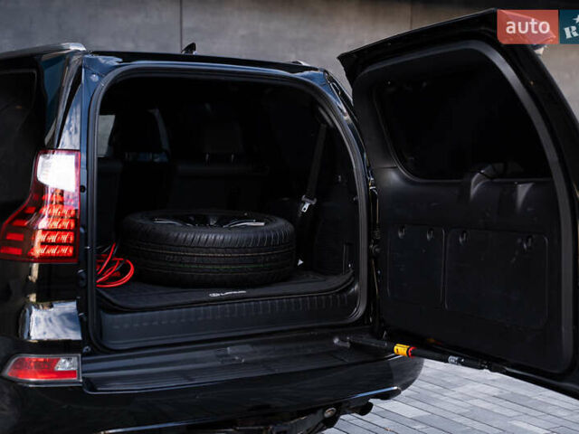 Черный Лексус ГХ, объемом двигателя 4.61 л и пробегом 123 тыс. км за 56000 $, фото 11 на Automoto.ua