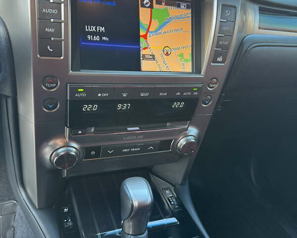 Черный Лексус ГХ, объемом двигателя 4.61 л и пробегом 15 тыс. км за 65000 $, фото 10 на Automoto.ua