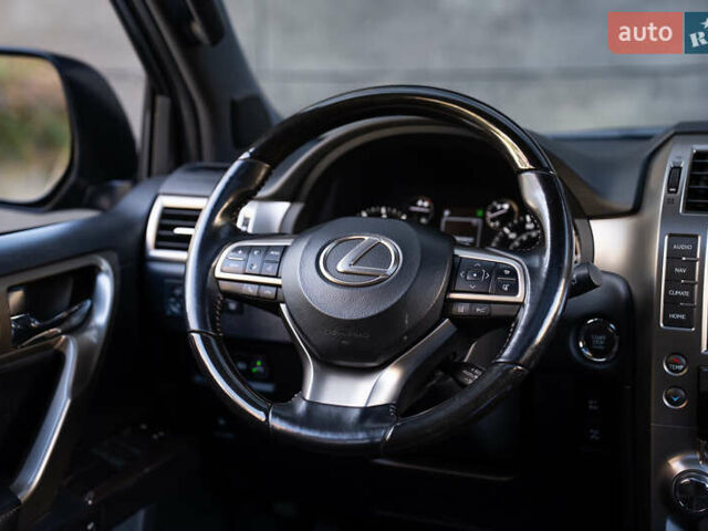 Черный Лексус ГХ, объемом двигателя 4.61 л и пробегом 123 тыс. км за 56000 $, фото 15 на Automoto.ua