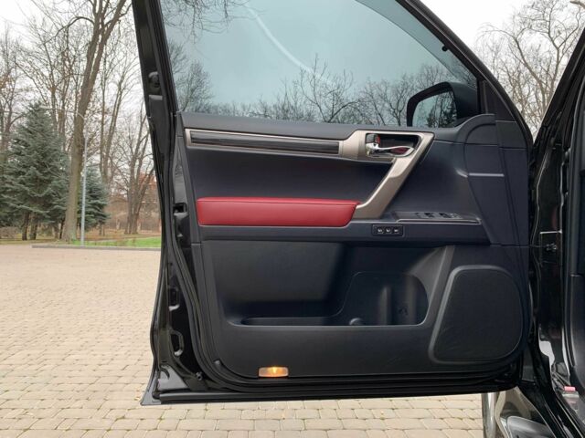 Чорний Лексус ГХ, об'ємом двигуна 4.6 л та пробігом 15 тис. км за 61000 $, фото 9 на Automoto.ua