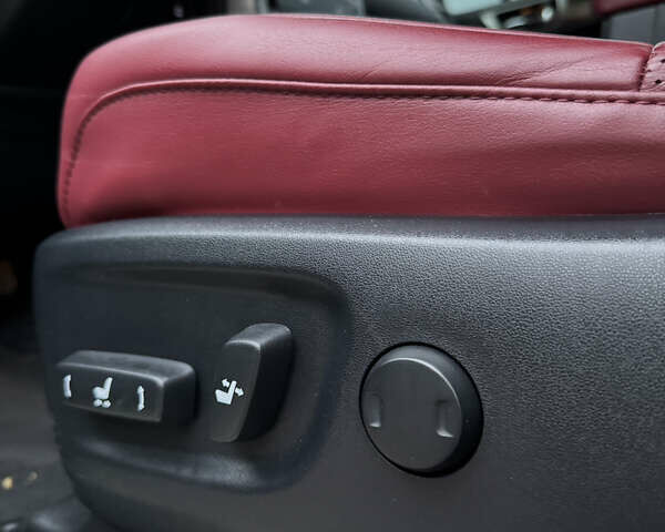 Черный Лексус ГХ, объемом двигателя 4.6 л и пробегом 77 тыс. км за 64500 $, фото 24 на Automoto.ua