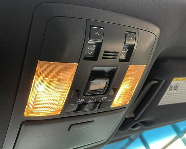 Черный Лексус ГХ, объемом двигателя 4.6 л и пробегом 95 тыс. км за 38300 $, фото 19 на Automoto.ua