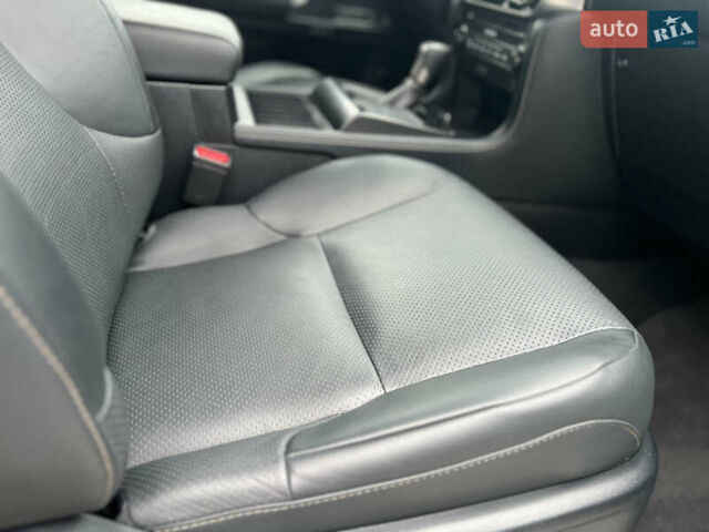 Черный Лексус ГХ, объемом двигателя 4.61 л и пробегом 49 тыс. км за 67000 $, фото 41 на Automoto.ua