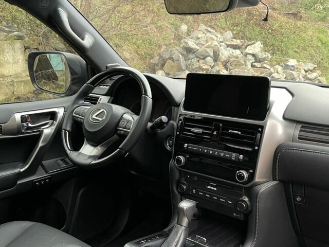 Черный Лексус ГХ, объемом двигателя 4.6 л и пробегом 95 тыс. км за 38300 $, фото 11 на Automoto.ua