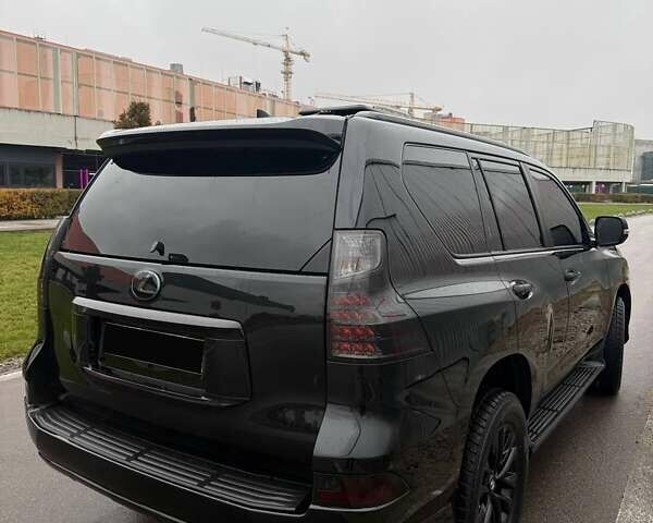 Черный Лексус ГХ, объемом двигателя 4.61 л и пробегом 60 тыс. км за 80000 $, фото 3 на Automoto.ua