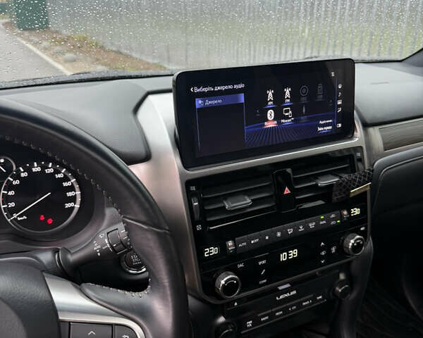 Черный Лексус ГХ, объемом двигателя 4.61 л и пробегом 60 тыс. км за 80000 $, фото 11 на Automoto.ua