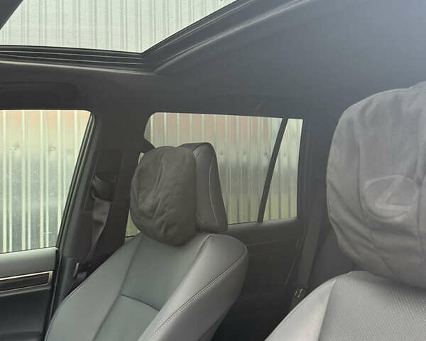 Черный Лексус ГХ, объемом двигателя 4.61 л и пробегом 60 тыс. км за 80000 $, фото 14 на Automoto.ua