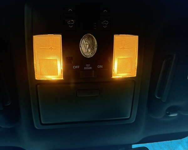 Черный Лексус ГХ, объемом двигателя 4.6 л и пробегом 29 тыс. км за 76600 $, фото 26 на Automoto.ua