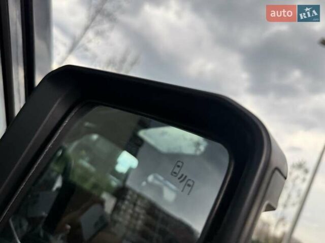 Черный Лексус ГХ, объемом двигателя 3.5 л и пробегом 10 тыс. км за 112922 $, фото 7 на Automoto.ua