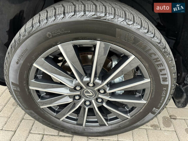 Черный Лексус ГХ, объемом двигателя 3.5 л и пробегом 16 тыс. км за 98500 $, фото 8 на Automoto.ua