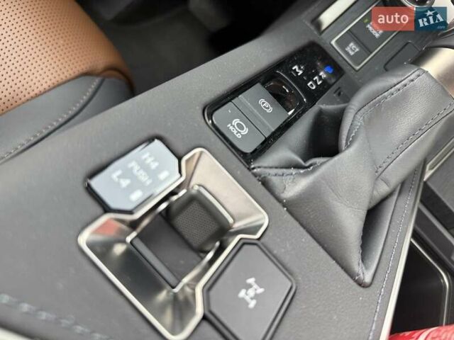 Черный Лексус ГХ, объемом двигателя 3.5 л и пробегом 10 тыс. км за 112922 $, фото 45 на Automoto.ua