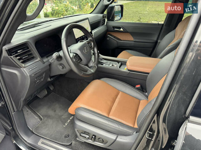 Черный Лексус ГХ, объемом двигателя 3.5 л и пробегом 16 тыс. км за 98500 $, фото 10 на Automoto.ua