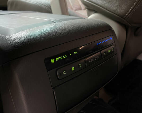 Коричневый Лексус ГХ, объемом двигателя 4.7 л и пробегом 392 тыс. км за 13400 $, фото 19 на Automoto.ua