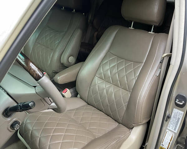 Коричневый Лексус ГХ, объемом двигателя 4.7 л и пробегом 392 тыс. км за 13400 $, фото 12 на Automoto.ua