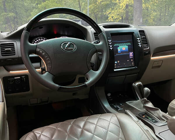 Коричневый Лексус ГХ, объемом двигателя 4.7 л и пробегом 392 тыс. км за 13400 $, фото 17 на Automoto.ua