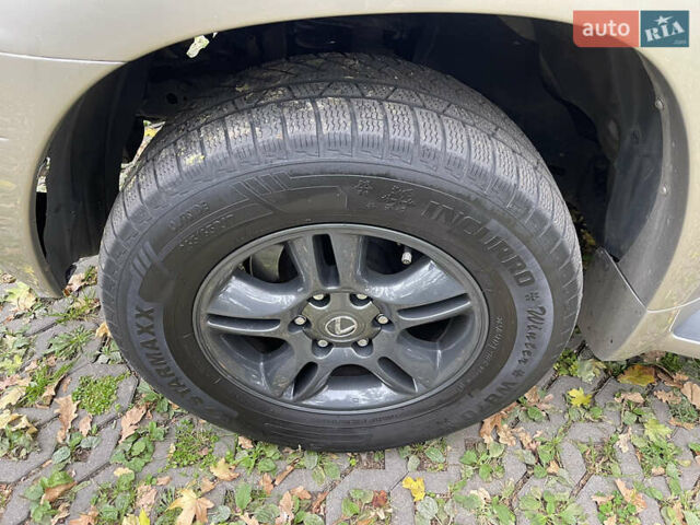 Коричневий Лексус ГХ, об'ємом двигуна 4.7 л та пробігом 350 тис. км за 13700 $, фото 7 на Automoto.ua