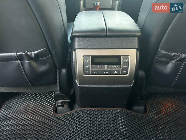 Коричневий Лексус ГХ, об'ємом двигуна 4.61 л та пробігом 225 тис. км за 25500 $, фото 13 на Automoto.ua