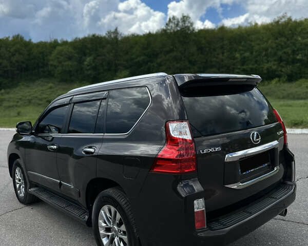 Коричневий Лексус ГХ, об'ємом двигуна 4.61 л та пробігом 273 тис. км за 25000 $, фото 1 на Automoto.ua