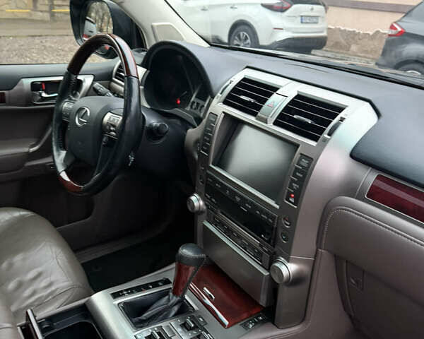 Коричневий Лексус ГХ, об'ємом двигуна 4.61 л та пробігом 190 тис. км за 23999 $, фото 16 на Automoto.ua