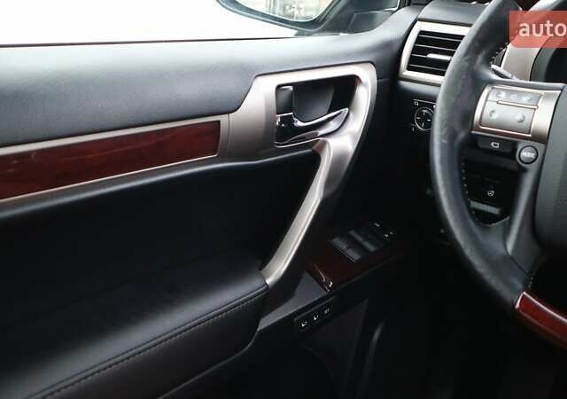 Коричневый Лексус ГХ, объемом двигателя 4.61 л и пробегом 284 тыс. км за 27690 $, фото 15 на Automoto.ua