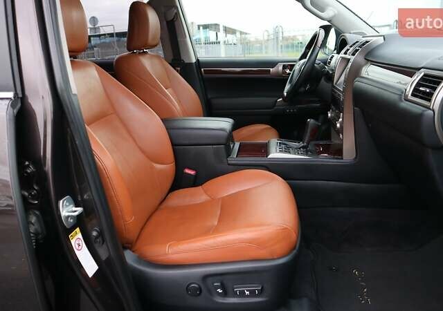 Коричневый Лексус ГХ, объемом двигателя 4.61 л и пробегом 284 тыс. км за 27690 $, фото 5 на Automoto.ua