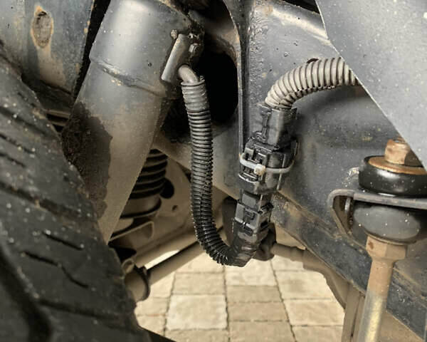 Лексус ГХ, объемом двигателя 4.7 л и пробегом 218 тыс. км за 20000 $, фото 19 на Automoto.ua