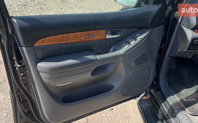 Лексус ГХ, объемом двигателя 4.7 л и пробегом 4 тыс. км за 12000 $, фото 1 на Automoto.ua