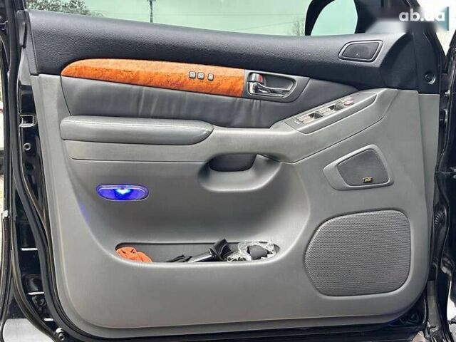 Лексус ГХ, объемом двигателя 4.7 л и пробегом 367 тыс. км за 19000 $, фото 11 на Automoto.ua