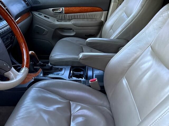 Лексус ГХ, объемом двигателя 47 л и пробегом 457 тыс. км за 15900 $, фото 8 на Automoto.ua