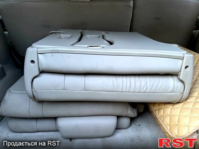 Лексус ГХ, объемом двигателя 47 л и пробегом 457 тыс. км за 15900 $, фото 11 на Automoto.ua
