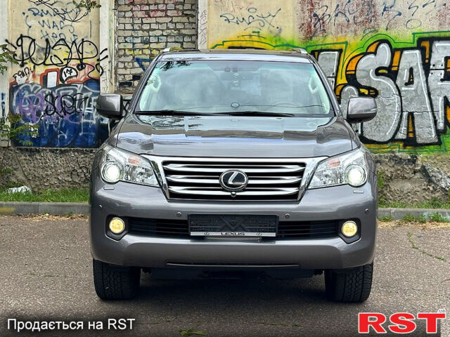 Лексус ГХ, об'ємом двигуна 4.6 л та пробігом 103 тис. км за 31000 $, фото 1 на Automoto.ua