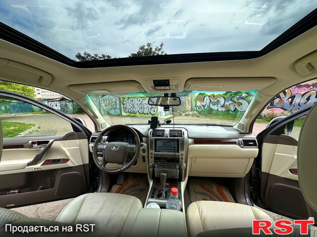Лексус ГХ, об'ємом двигуна 4.6 л та пробігом 103 тис. км за 31000 $, фото 11 на Automoto.ua
